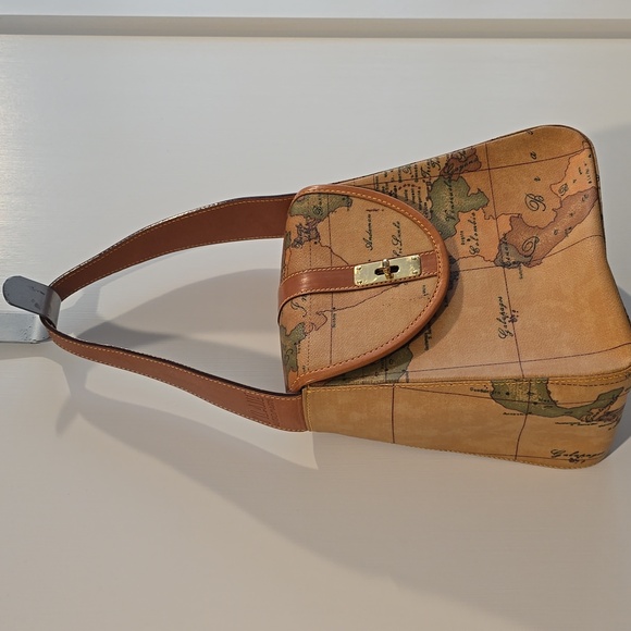 Alviero Martini| 1 Classe |Leather Vintage Map Print Purse | Limited Style - Picture 3 of 14